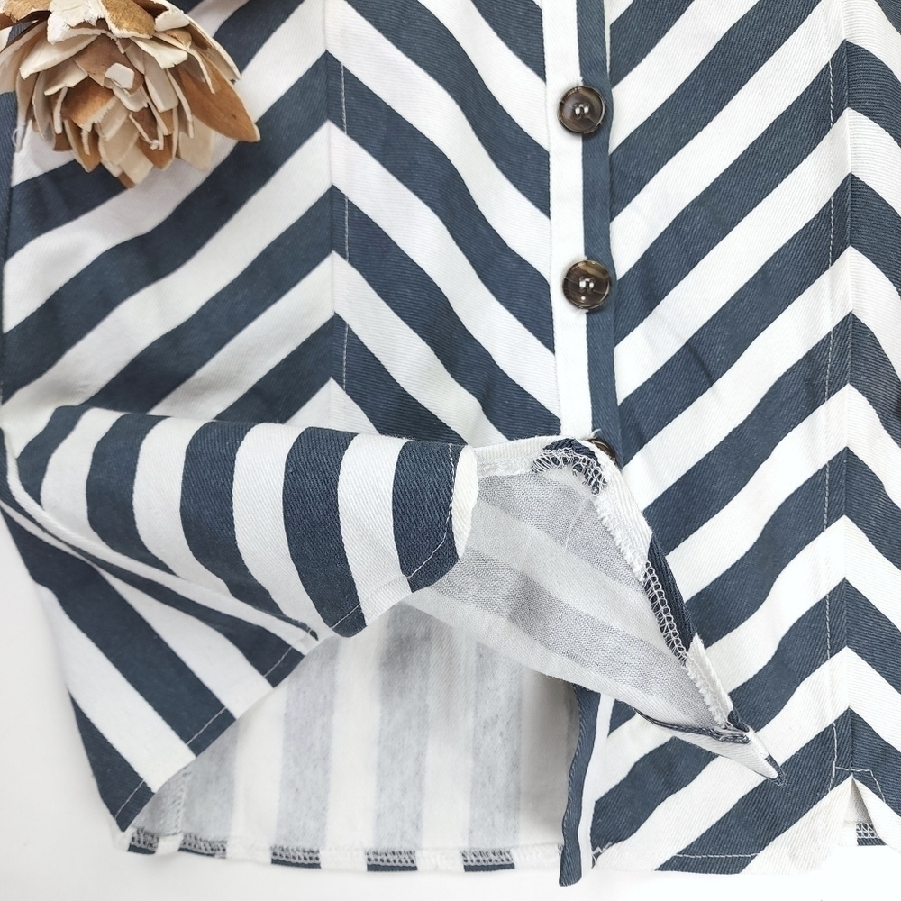 Listicle White Blue Chevron Skirt Sz S - Picture 9 of 11